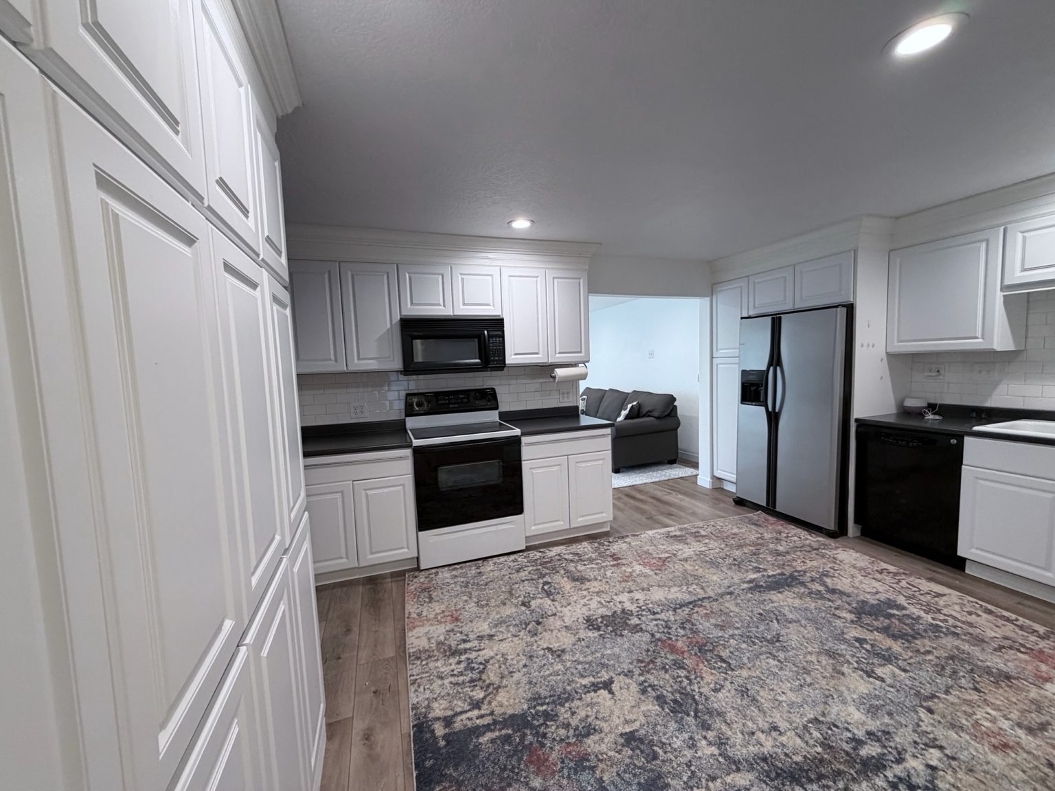 Bright white kitchen